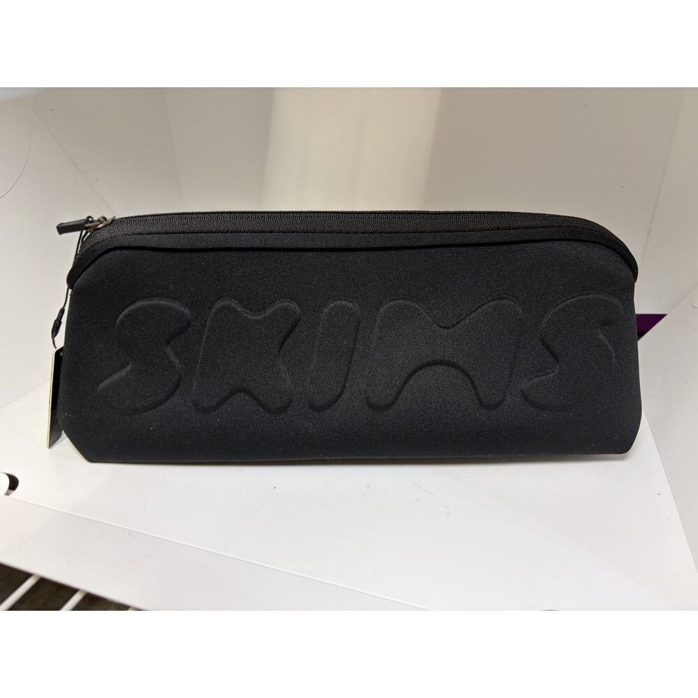 NWT SKIMS Neoprene Zip Pouch in Onyx makeup bag water resistant